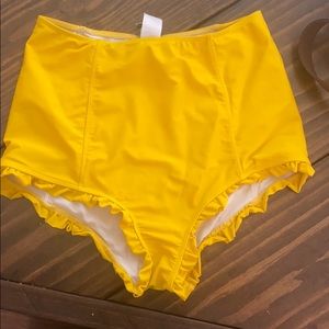 Kortni Jeane all ruffled up bottoms